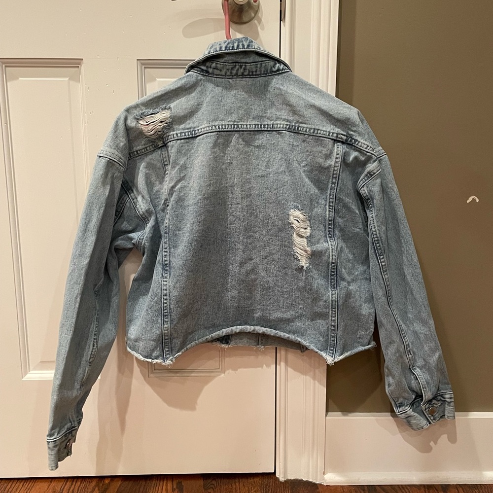 Distressed Jean jacket - Picture 3 of 3